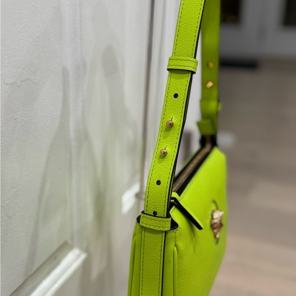 Versace La Medusa Calf Skin Green Pebbled Leather Shoulder Small Bag New NWT - Picture 7 of 15